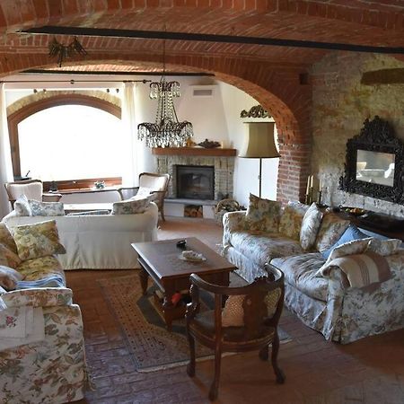 Rustico Im Piemont Mit Panorama Clavesana Exterior foto