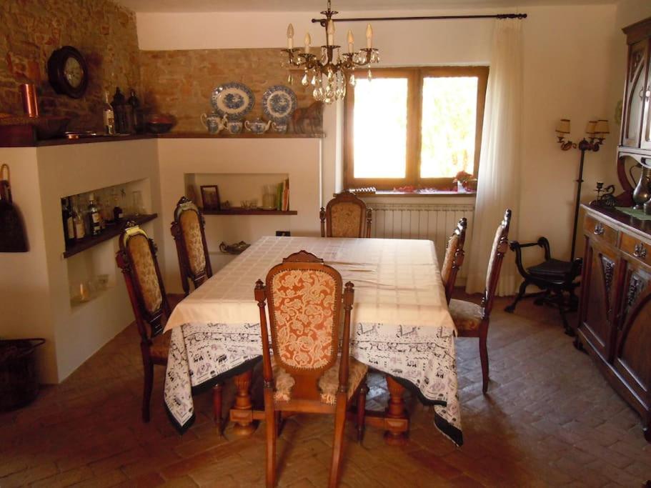 Rustico Im Piemont Mit Panorama Clavesana Exterior foto