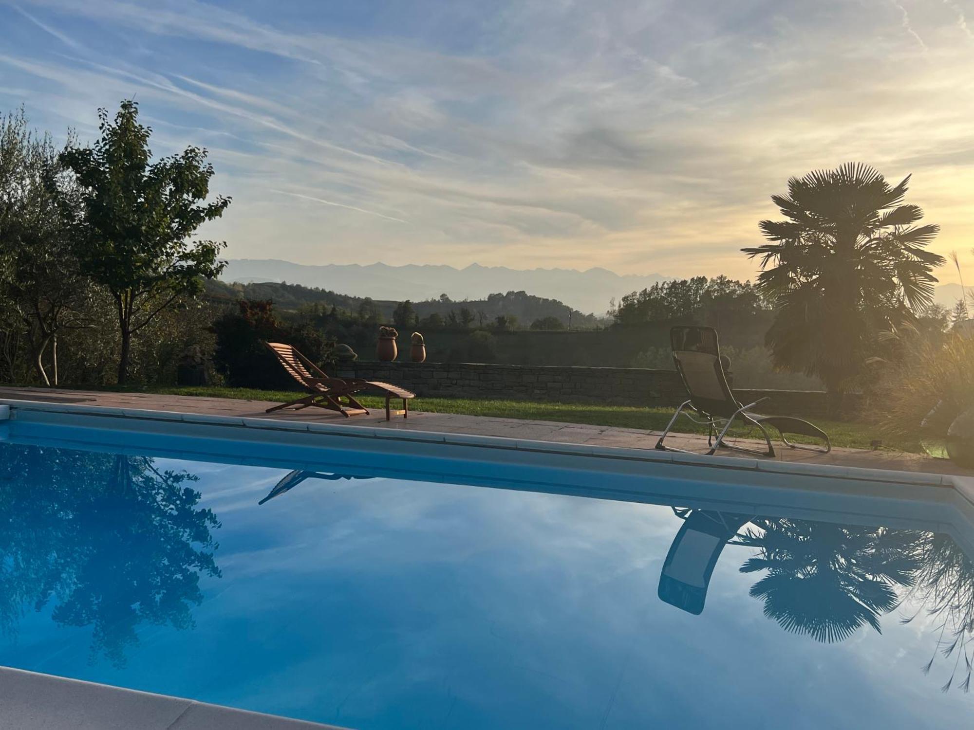 Rustico Im Piemont Mit Panorama Clavesana Exterior foto